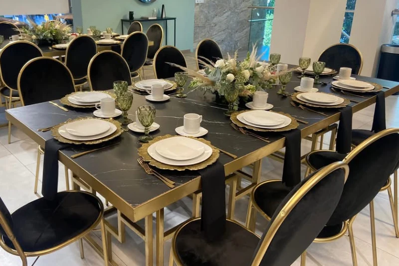 Cena de gala para empresa en CDMX con ambientación elegante